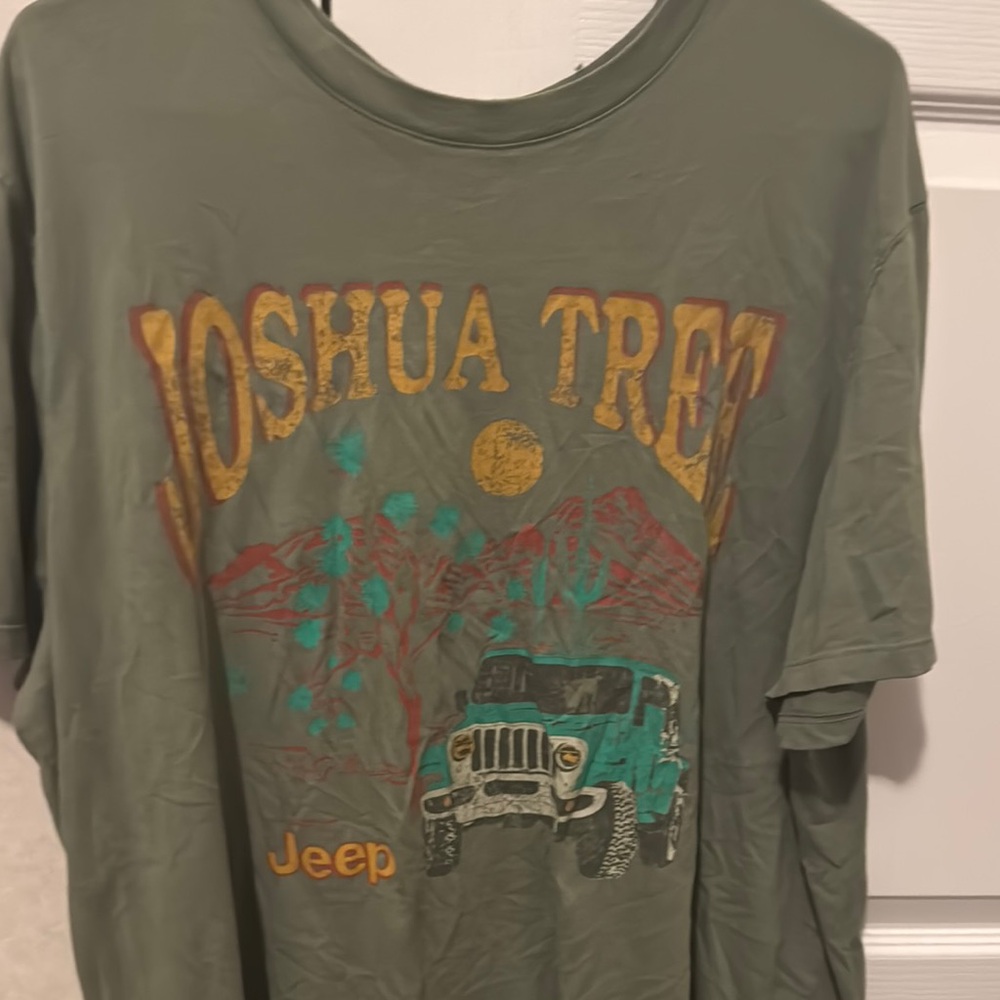 Men’s Goodfellow & Co. Jeep Graphic Tee